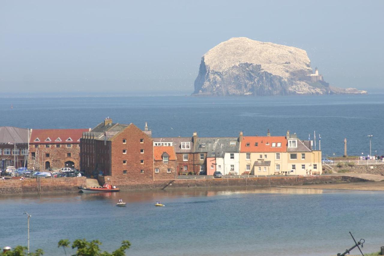 No 10 Royal Apartments North Berwick Eksteriør billede